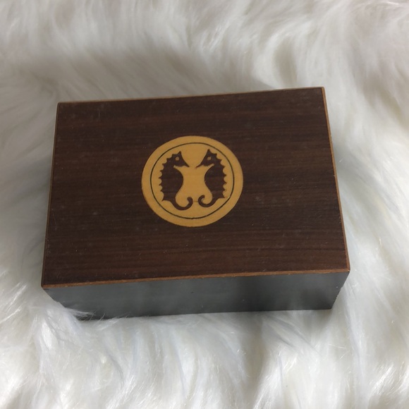 Vintage seahorse nesting boxes - Picture 5 of 6